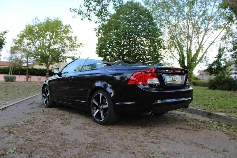 Preto Usado 2012 Volvo C70 Cabrios | € 22.000 - Imagem 1/4