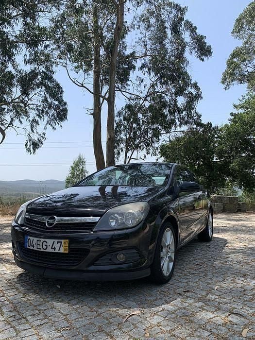 Usado 2007 Opel Astra GTC | € 3.600 (Bom preço) - Imagem 1/4