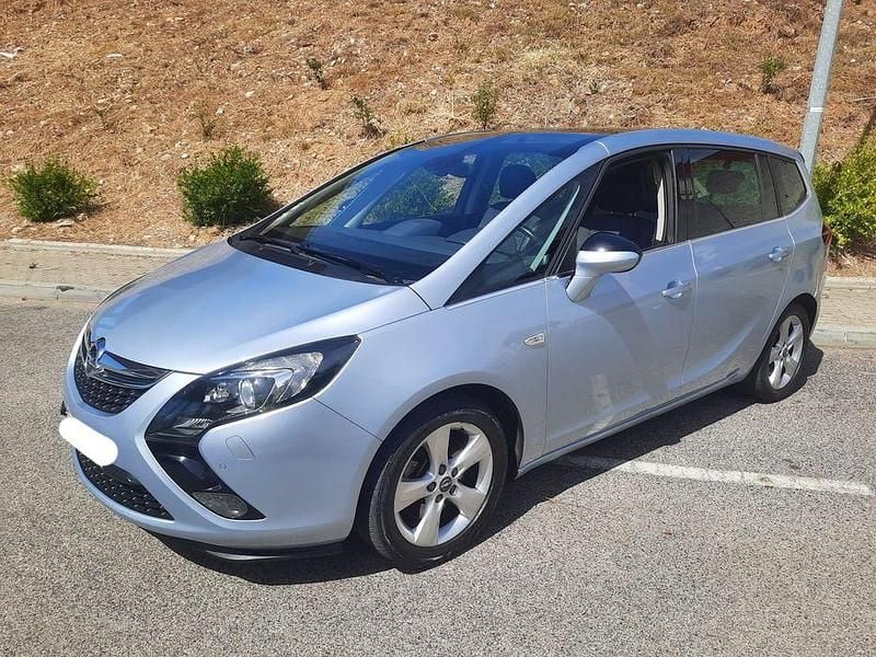 Usado 2014 Opel Zafira Cosmo Sedan | € 7.799 (Super Preço) - Imagem 1/4