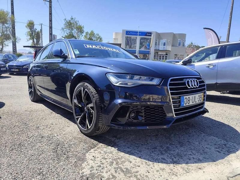 Azul Usado 2018 Audi A6 Sport Carrinha | € 23.900 - Imagem 1/4