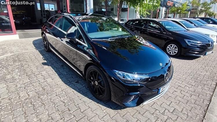 Preto Usado 2023 Mercedes EQE300 Edition Sedan | € 57.900 (Preço justo) - Imagem 1/1