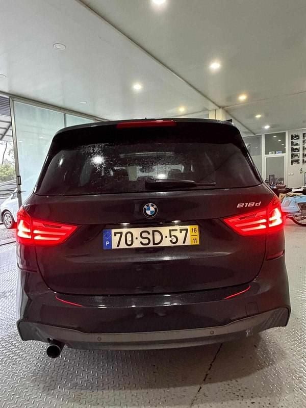 Usado BMW 218 150 HP (110 kW) 2016 Preto Carrinha