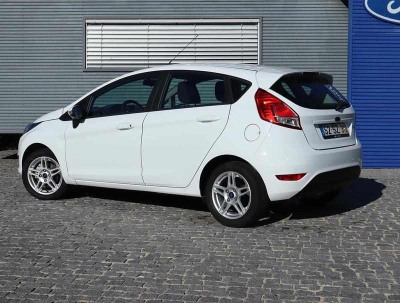 Usado Ford Fiesta 80 HP (58 kW) 2017 Branco Citadino