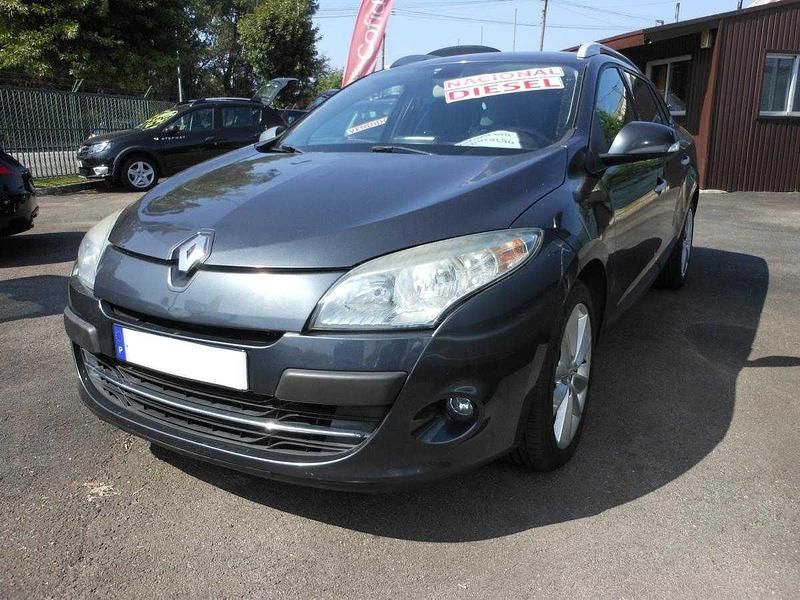 Usado Renault Mégane III 110 HP (80 kW) 2011 Cinzento Carrinha