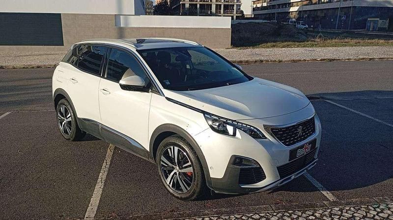 Branco Usado 2017 Peugeot 3008 | € 16.750 (Bom preço) - Imagem 1/4