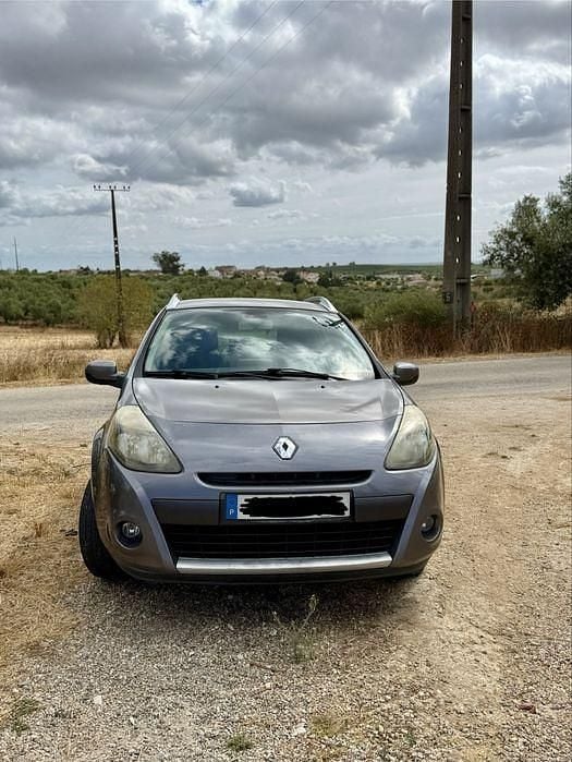Usado 2010 Renault Clio II Carrinha | € 4.500 (Super Preço) - Imagem 1/4