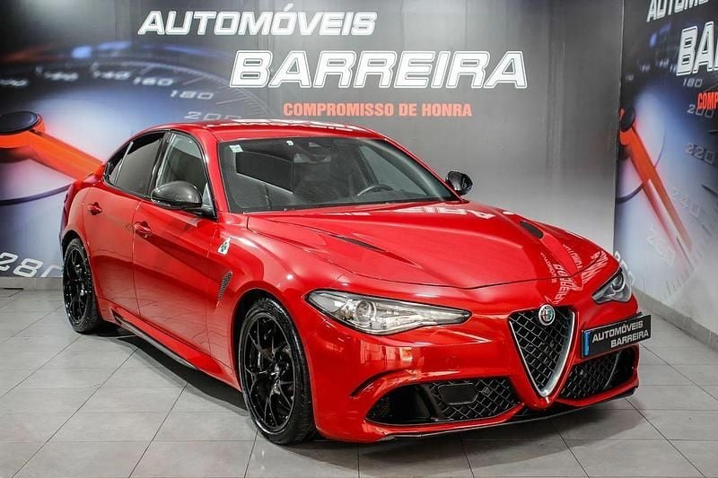 Vermelho Usado 2017 Alfa Romeo Giulia Quadrifoglio Sedan | € 69.500 (Preço justo) - Imagem 1/4