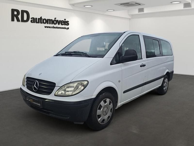 Branco Usado 2007 Mercedes Vito Sedan | € 15.000 - Imagem 1/4