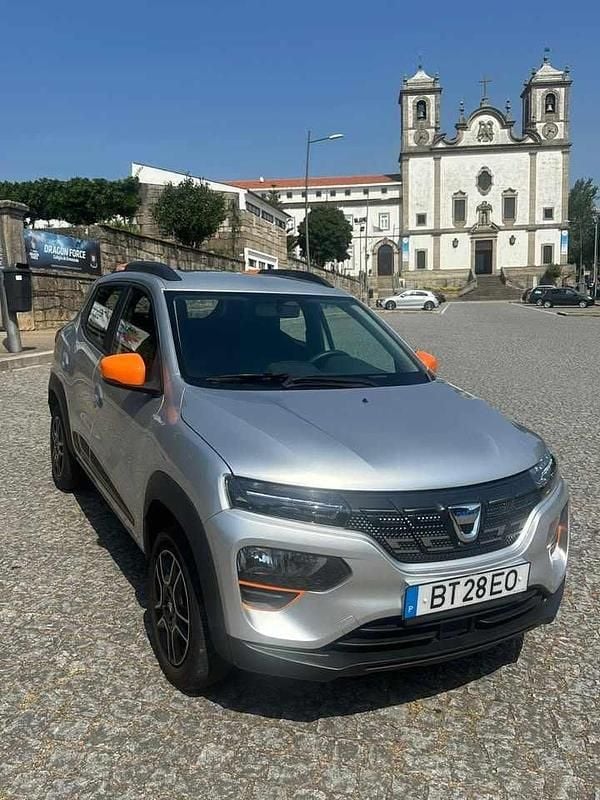 Cinzento Usado 2022 Dacia Spring Citadino | € 10.700 (Bom preço) - Imagem 1/4
