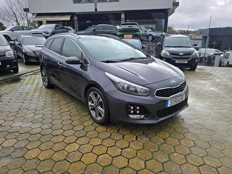 Antracite Usado 2016 Kia Ceed Sportswagon Carrinha | € 12.950 (Preço justo) - Imagem 1/4