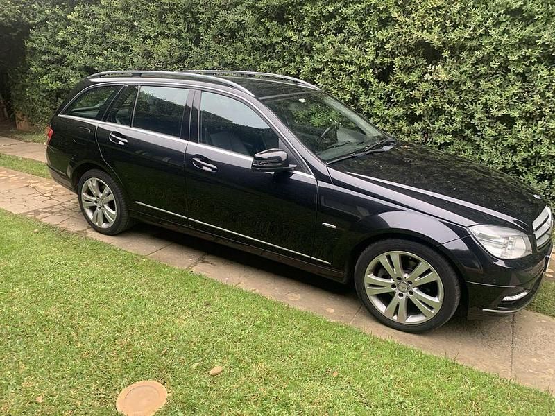 Usado 2011 Mercedes 220 Avantgarde | € 8.500 - Imagem 1/4