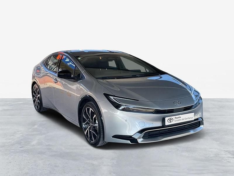 Cinza (pintura metalizada) Usado 2025 Toyota Prius Luxury | € 42.750 - Imagem 1/4