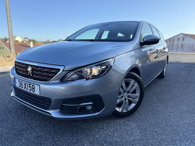 Usado 2019 Peugeot 308 Business-Line Sedan | € 10.500 (Bom preço) - Imagem 1/4
