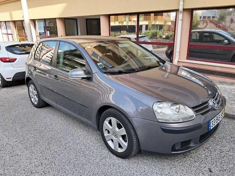 Usado 2006 VW Golf V Sedan | € 4.250 (Preço justo) - Imagem 1/4