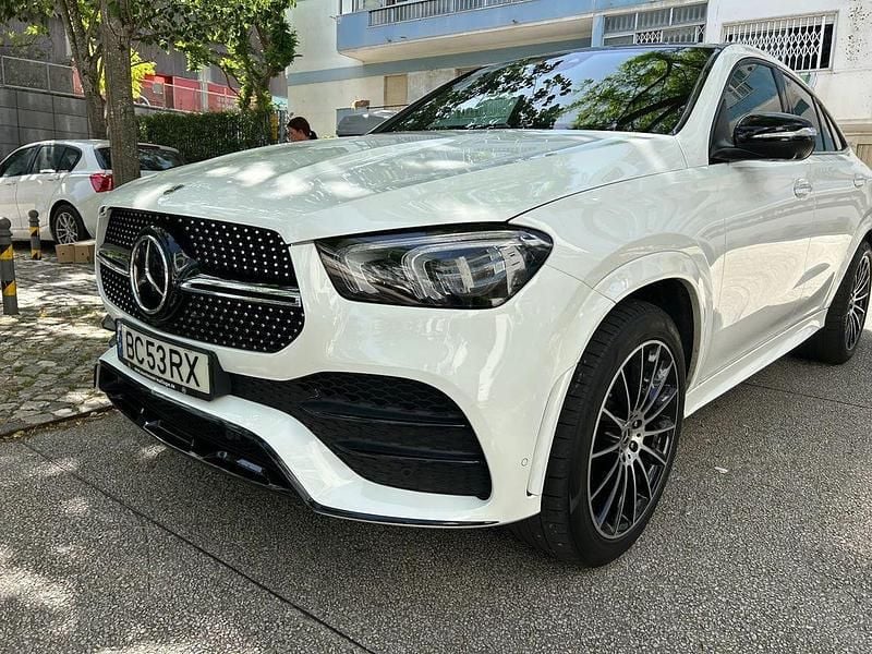 Branco Usado 2022 Mercedes GLE350 Coupé | € 75.980 - Imagem 1/4