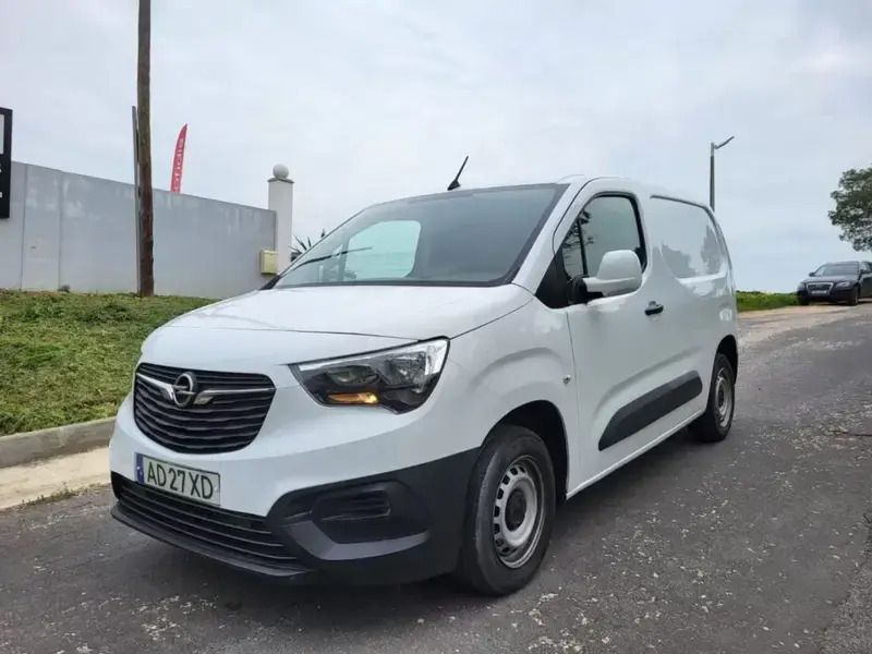 Branco Usado 2020 Opel Combo Enjoy Monovolume | € 13.750 (Preço justo) - Imagem 1/4