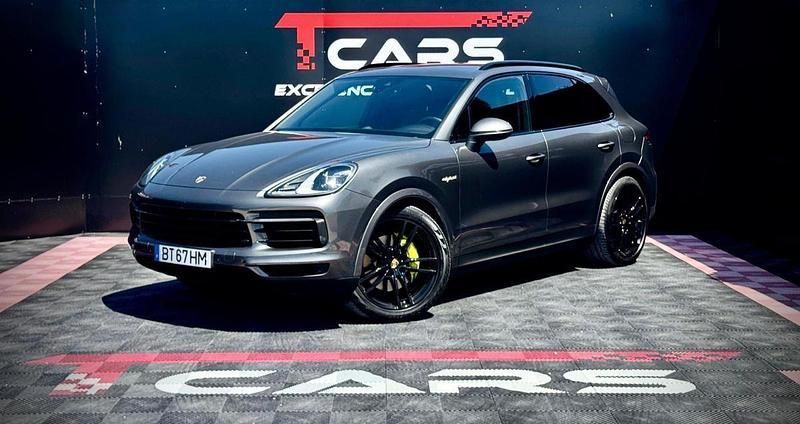 Cinza Usado 2020 Porsche Cayenne SUV | € 79.900 - Imagem 1/4