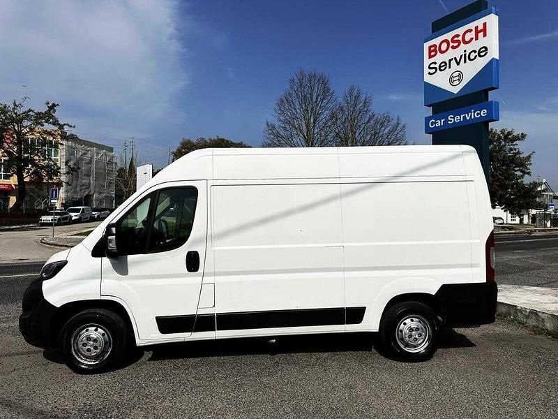 Usado Peugeot Boxer 120 HP (88 kW) 2021 Branco Van