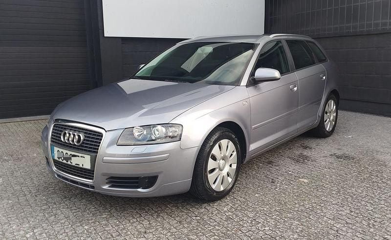 Usado Audi A3 102 HP (75 kW) 2005 Citadino