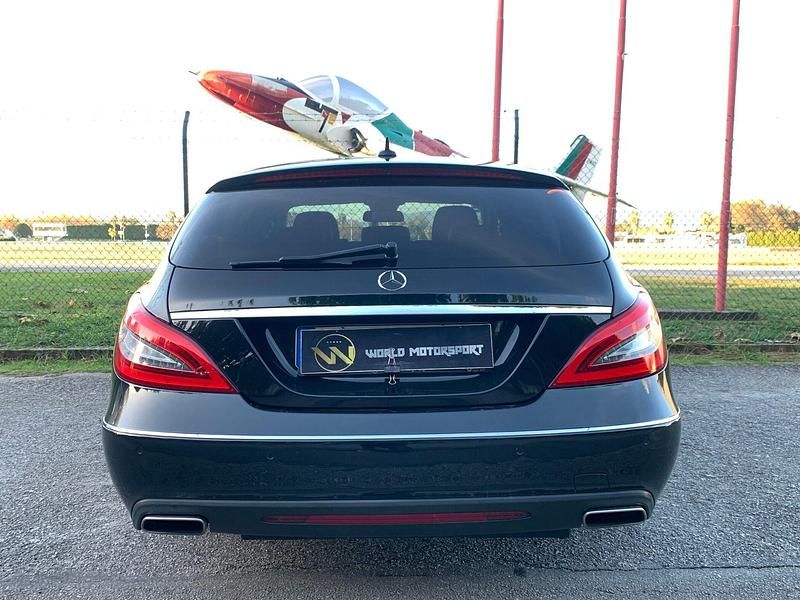 Usado Mercedes CLS250 Shooting Brake 204 HP (150 kW) 2014 Preto Carrinha