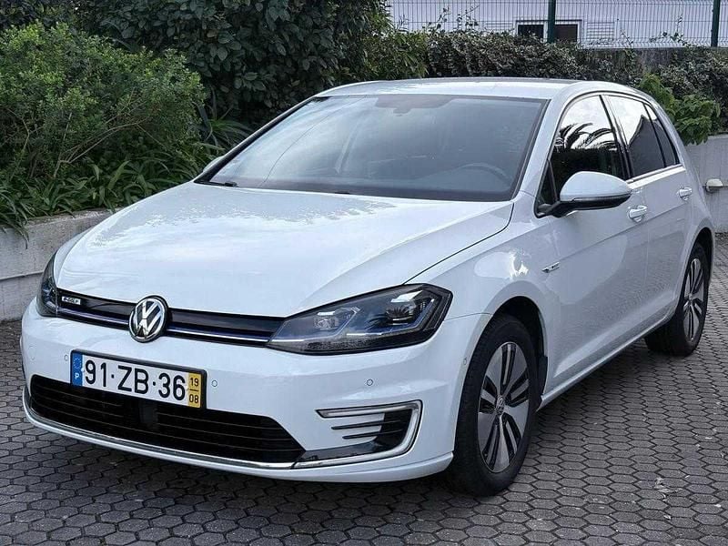 Usado VW e-Golf 100 kW (136 HP) 2019 Branco Citadino