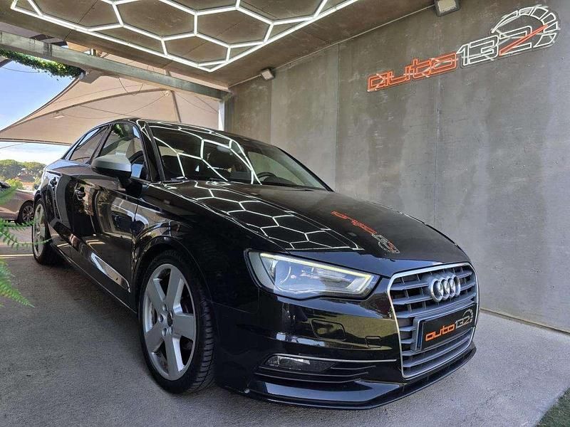 Preto Usado 2014 Audi A3 S-Line Sedan | € 13.490 (Preço justo) - Imagem 1/4