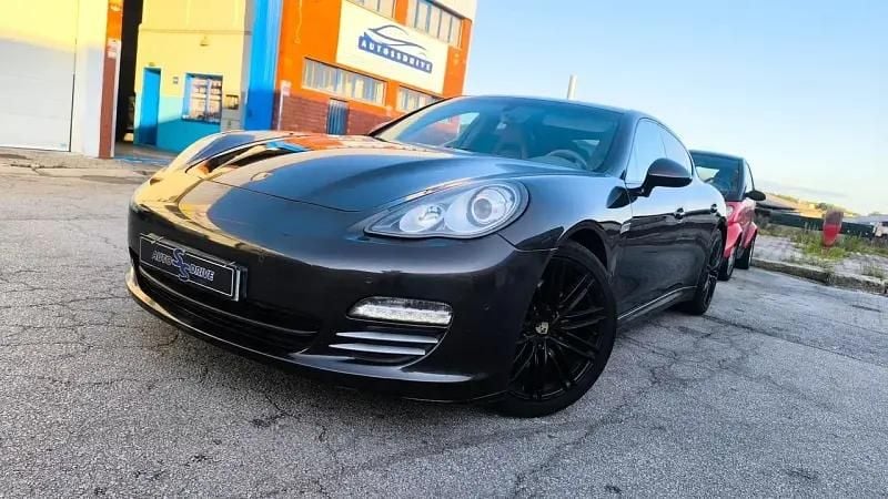 Usado Porsche Panamera Platinum Edition 300 HP (220 kW) 2011 Preto Sedan