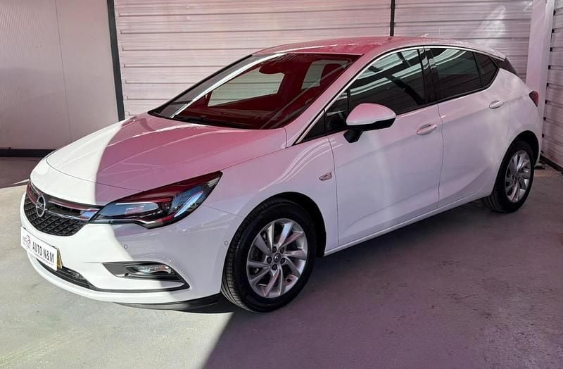 Usado Opel Astra 110 HP (80 kW) 2017 Branco