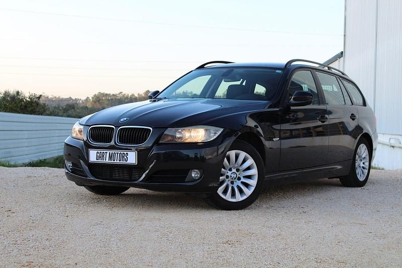 Usado BMW 318 143 HP (105 kW) 2009 Preto Carrinha
