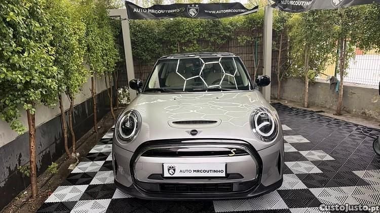 Cinza Usado 2023 Mini Cooper SE Premium Citadino | € 19.500 (Super Preço) - Imagem 1/1