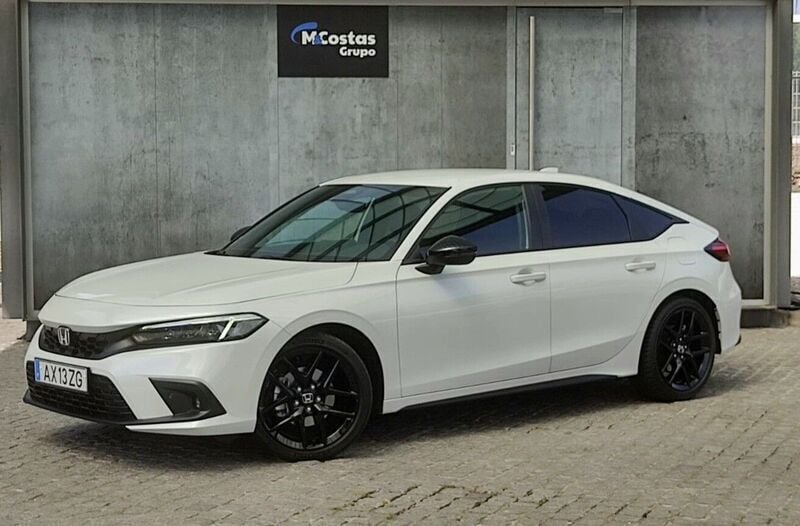 Branco Usado 2023 Honda Civic Sport Sedan | € 42.900 - Imagem 1/4