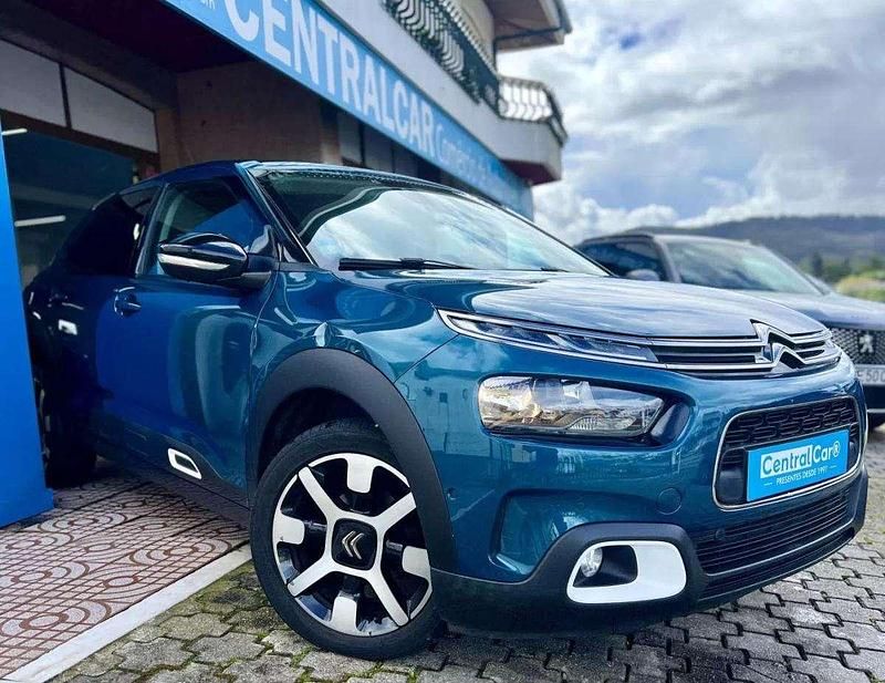 Usado Citroën C4 Cactus PureTech 110 HP (80 kW) 2018 Azul Citadino