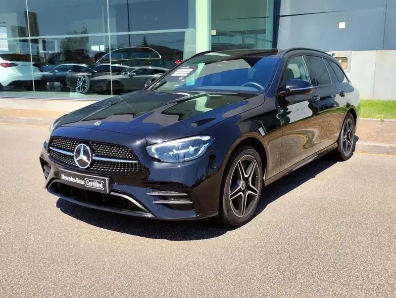 Preto obsidian Usado 2023 Mercedes E300 AMG Carrinha | € 61.500 - Imagem 1/4