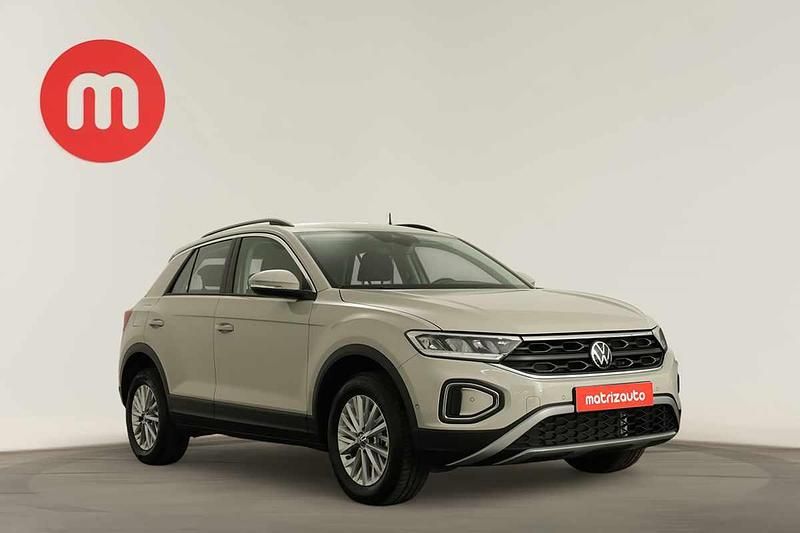 Cinzento Usado 2025 VW T-Roc Life SUV | € 25.499 (Preço justo) - Imagem 1/4