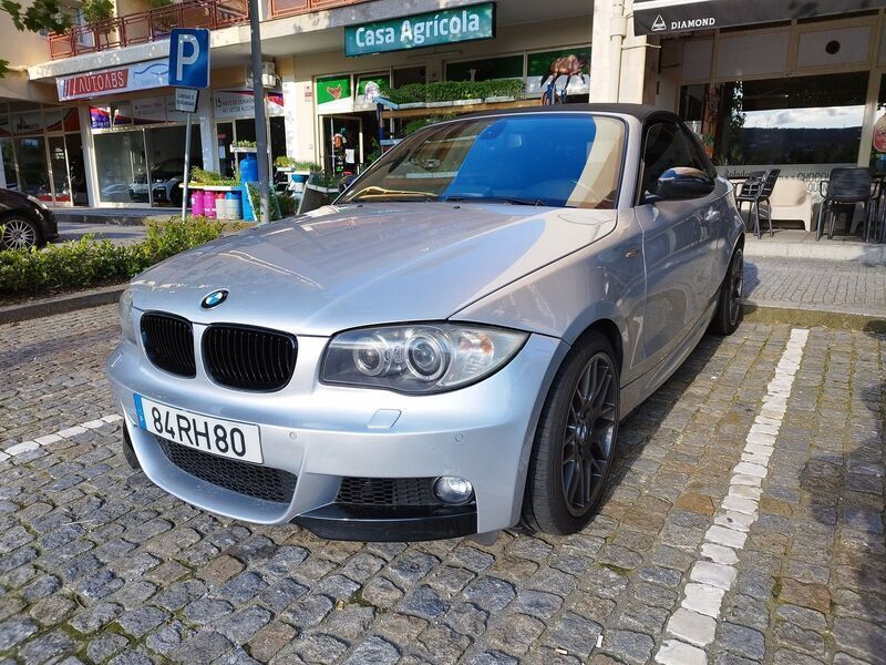 Cinza Usado 2008 BMW 118 Cabriolet Sport Line Cabrios | € 11.950 - Imagem 1/4