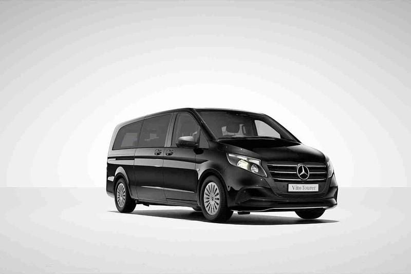 Preto Novo 2025 Mercedes Vito Monovolume | € 75.000 - Imagem 1/4