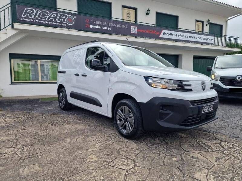 Branco Novo 2024 Peugeot Partner Monovolume | € 17.350 - Imagem 1/4