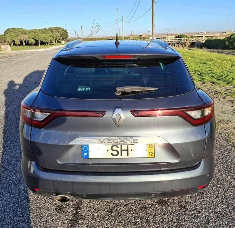 Usado Renault Mégane GrandTour 110 HP (80 kW) 2016 Azul Carrinha