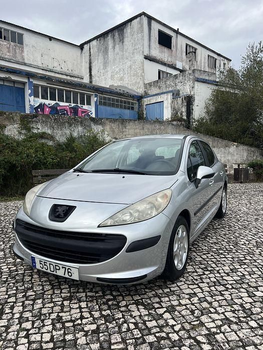 Usado 2007 Peugeot 207 Sedan | € 4.000 (Preço justo) - Imagem 1/4