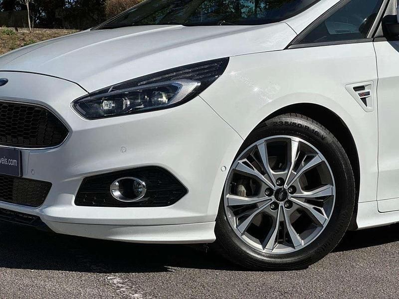 Usado Ford S-MAX ST-Line 190 HP (139 kW) 2018 Branco Monovolume