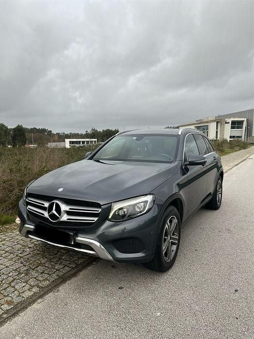 Usado 2015 Mercedes GLC250 Sedan | € 26.500 (Bom preço) - Imagem 1/4