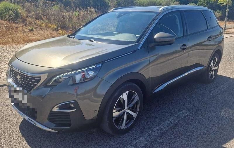 Usado 2017 Peugeot 5008 Allure Monovolume | € 19.500 (Preço justo) - Imagem 1/4