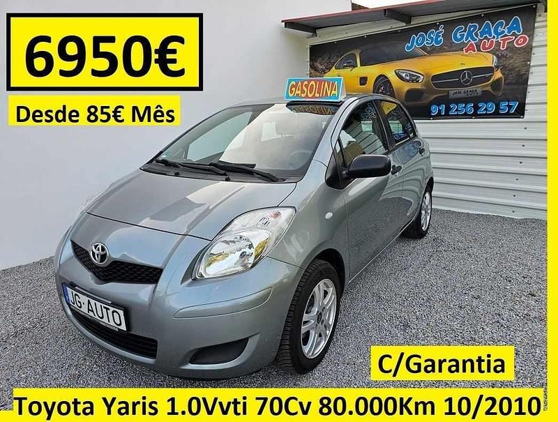 Cinzento Usado 2010 Toyota Yaris | € 6.950 (Preço justo) - Imagem 1/4