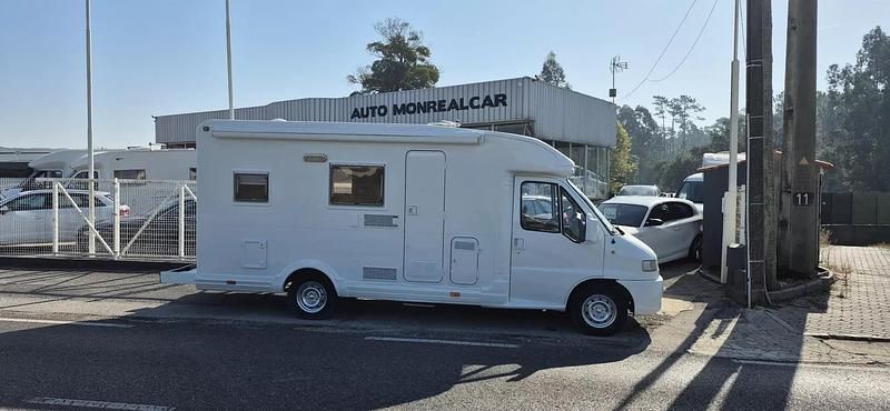 Usado Fiat Ducato 123 HP (90 kW) 1999 Branco Van