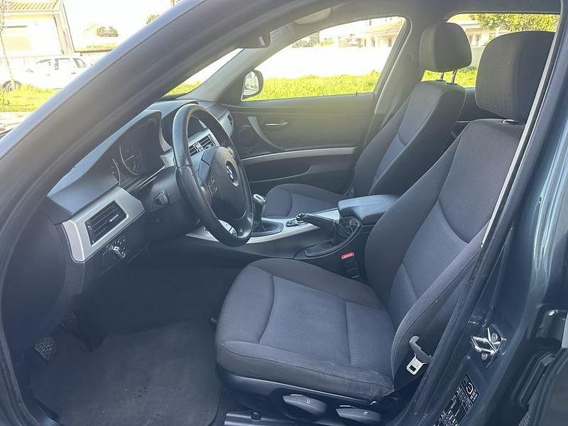 Usado BMW 320 177 HP (130 kW) 2008 Sedan