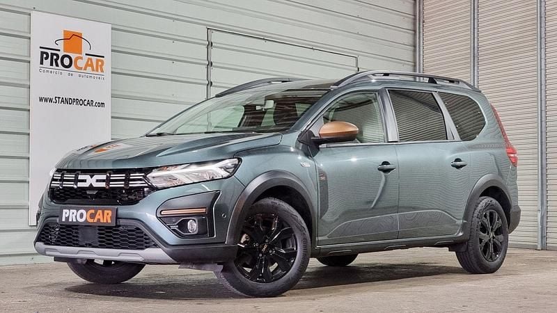 Verde Usado 2024 Dacia Jogger Extreme Monovolume | € 20.400 (Bom preço) - Imagem 1/4