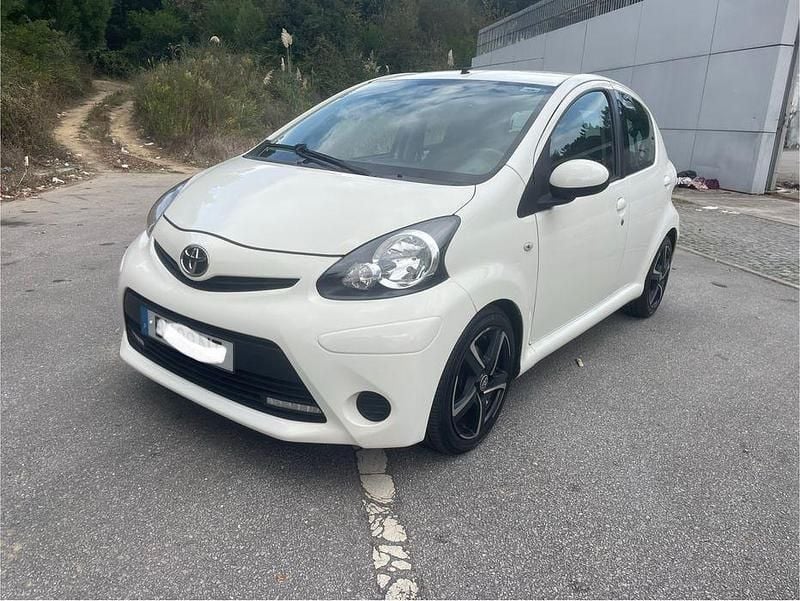Usado 2013 Toyota Aygo Citadino | € 5.750 - Imagem 1/4
