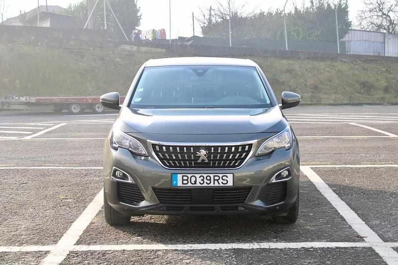 Usado Peugeot 3008 120 HP (88 kW) 2017 Verde SUV