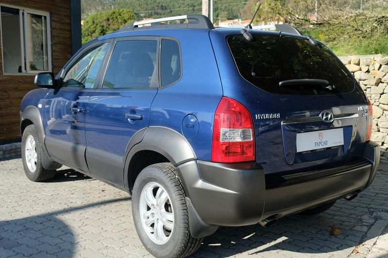 Usado Hyundai Tucson 112 HP (82 kW) 2008 Azul SUV