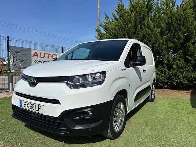 Branco Usado 2022 Toyota Proace City Van | € 14.900 - Imagem 1/4